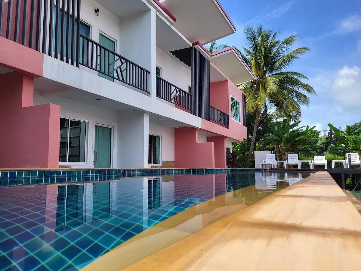 Pinky Hotel by Kanchana Ko Lanta